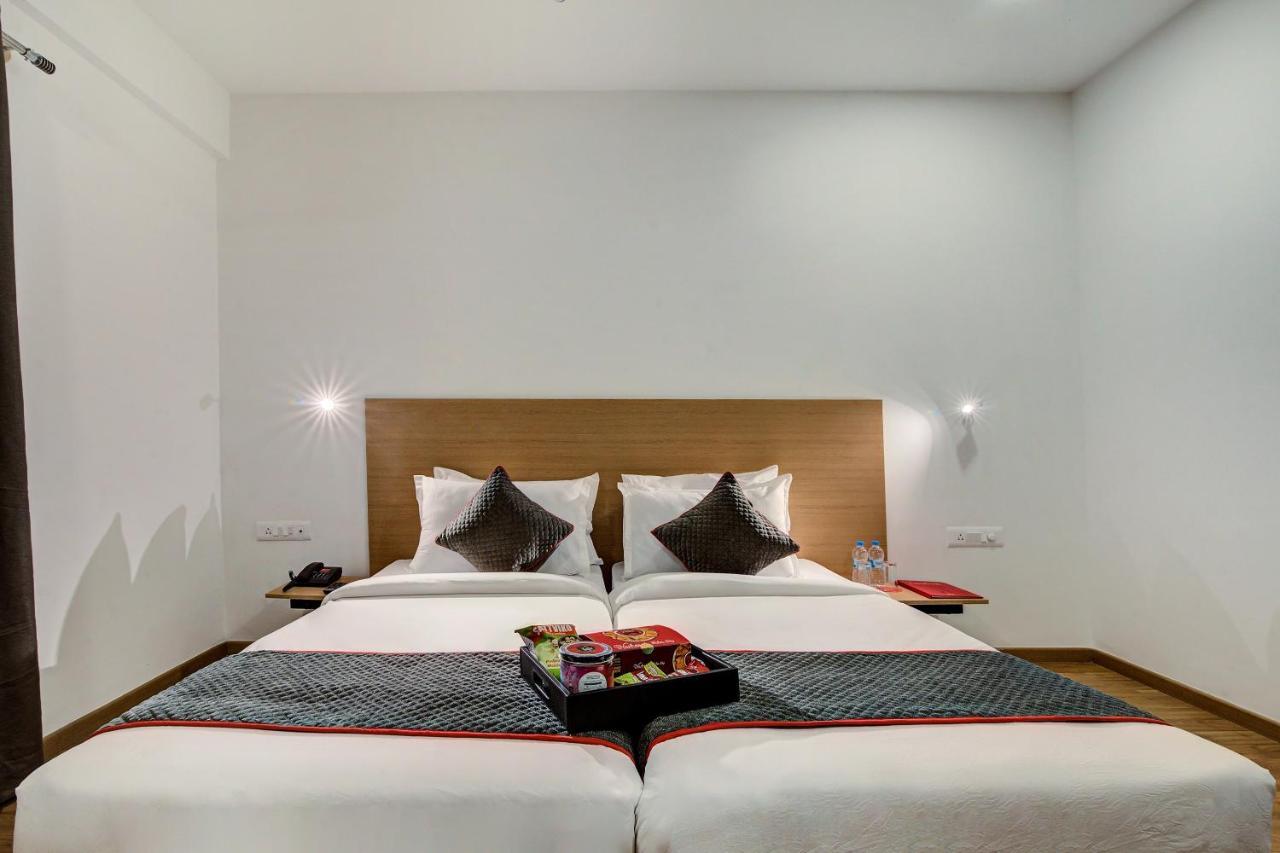 Super Townhouse 139 Ashiyana Smriti Upvan Near Emerald Mall Lucknow Bijnaur Bagian luar foto