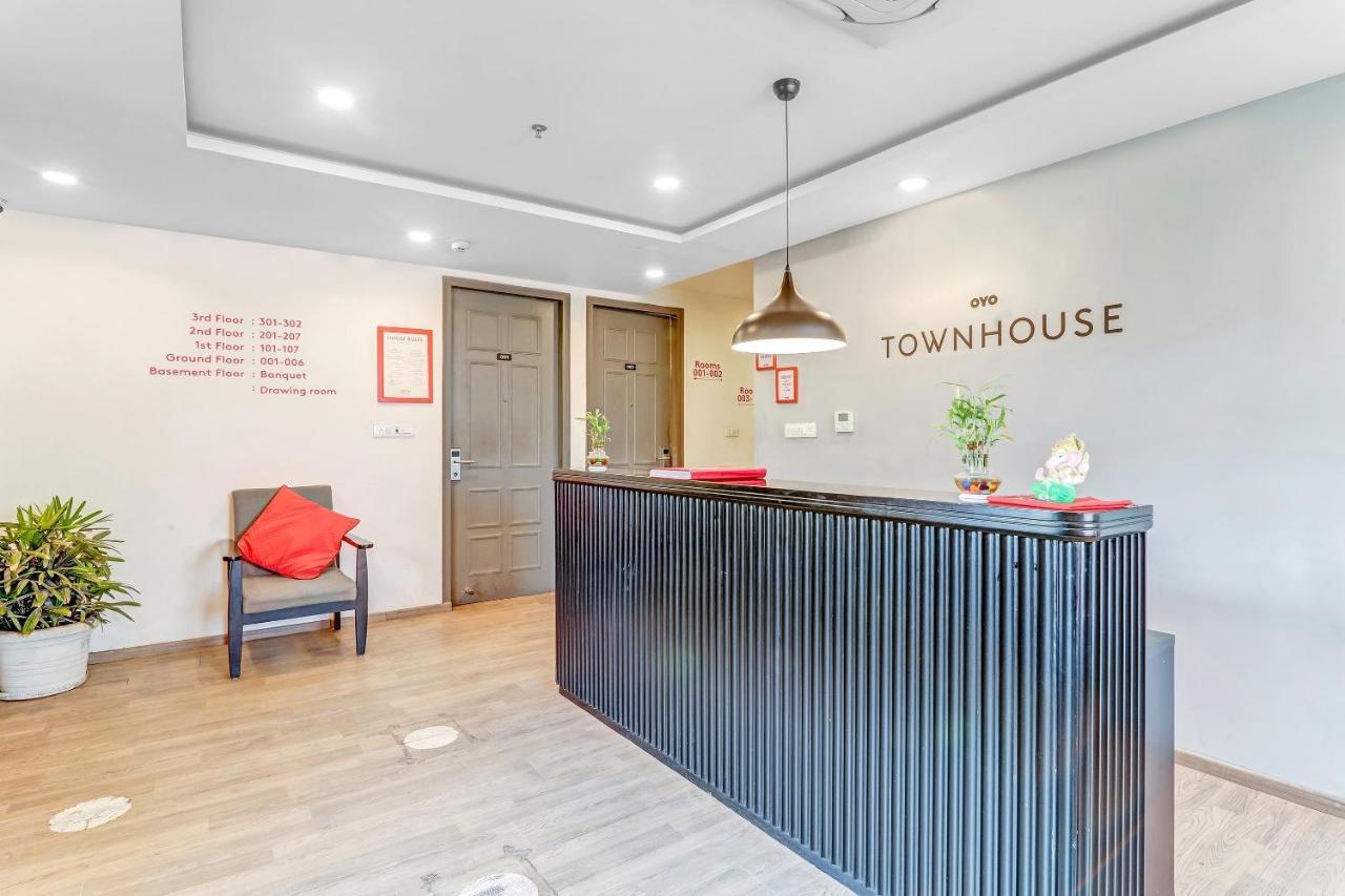 Super Townhouse 139 Ashiyana Smriti Upvan Near Emerald Mall Lucknow Bijnaur Bagian luar foto