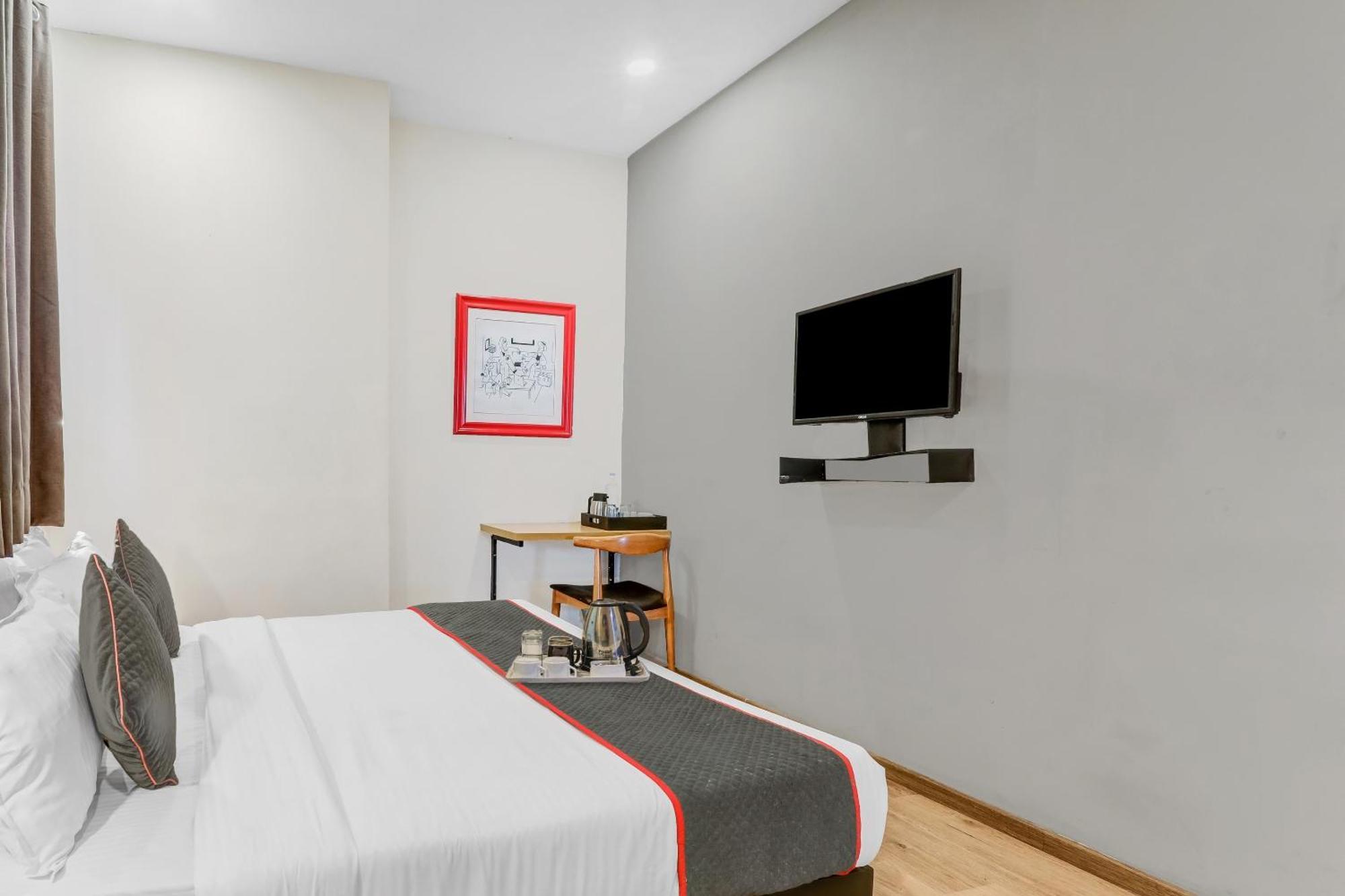 Super Townhouse 139 Ashiyana Smriti Upvan Near Emerald Mall Lucknow Bijnaur Bagian luar foto